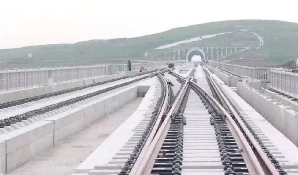 FreeScan Trak 助力鐵路道岔高質量制造